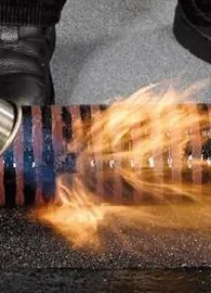 Dakbedekking werkzaamheden met open vlam